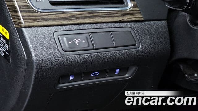 Hyundai LF Sonata Premium, 2016 18