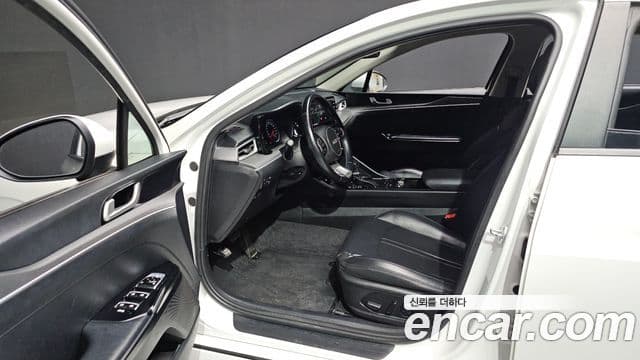 Kia K5 3세대 Trendy, 2022 10