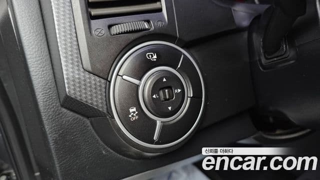 KG모빌리티(SsangYong) Korando Sport Club, 2016 17