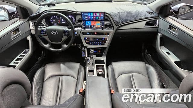 Hyundai LF Sonata Premium, 2016 7