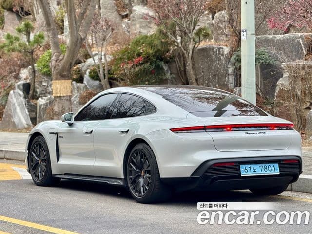 Porsche 타이칸 GTS, 2022 4