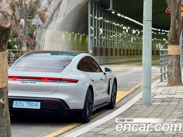 Porsche 타이칸 GTS, 2022 6