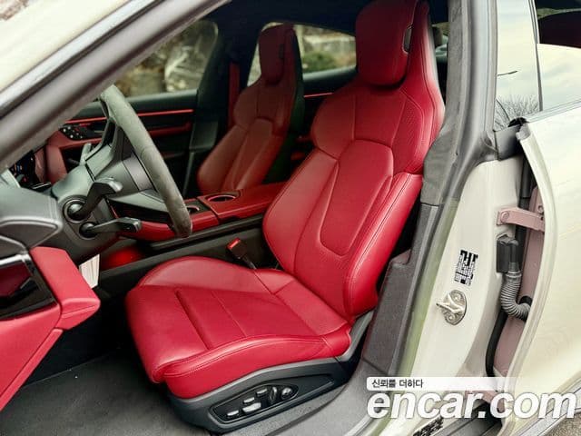 Porsche 타이칸 GTS, 2022 10