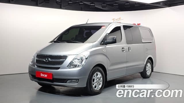 Hyundai Grand Starex CVX Luxury, 2014 1