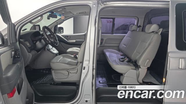 Hyundai Grand Starex CVX Luxury, 2014 18