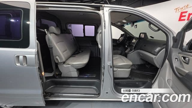 Hyundai Grand Starex CVX Luxury, 2014 19