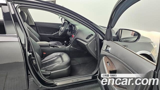 Kia K5 Prestige, 2012 10