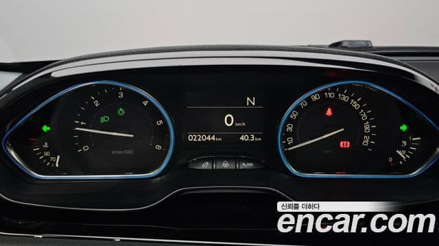 Peugeot 208 1.6 e-HDi Felline 5도어, 2016 8