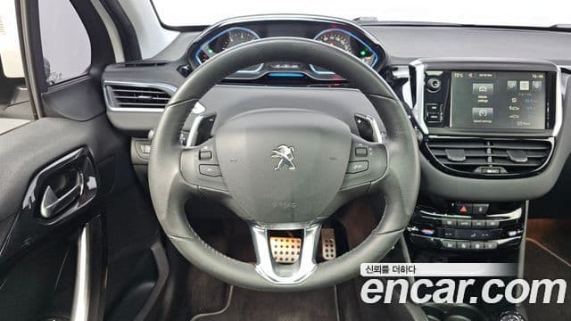 Peugeot 208 1.6 e-HDi Felline 5도어, 2016 13