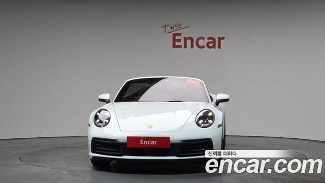 Porsche 911 (992) Carrera кабриолет, 2024 3