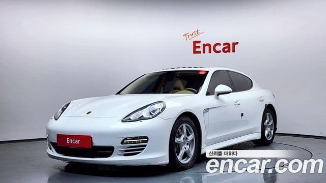 Porsche Panamera 970, 2011 1