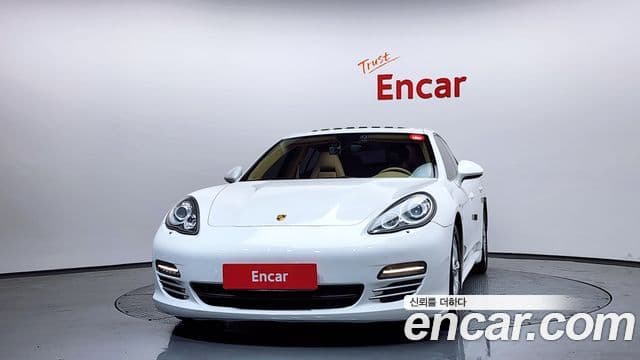 Porsche Panamera 970, 2011 3