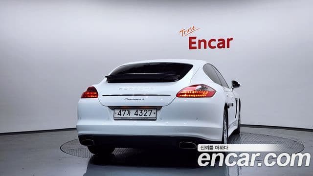 Porsche Panamera 970, 2011 4