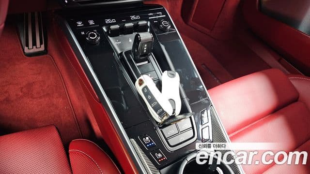 Porsche 911 (992) турбо S кабриолет, 2024 9