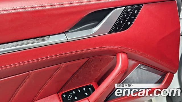 Porsche 911 (992) турбо S кабриолет, 2024 15