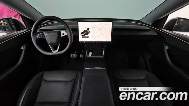 Tesla модель Y Long Range AWD, 2025 7