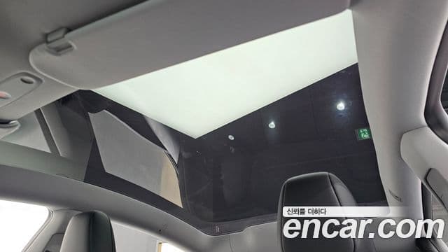 Tesla модель Y Long Range AWD, 2025 19