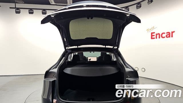 Tesla модель Y Long Range AWD, 2025 20