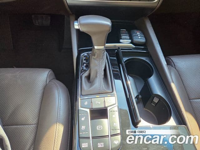 Kia All New K7 Prestige, 2016 9