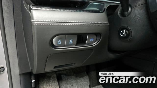 Genesis G90 (RS4) бензин 3.5 турбо e-S/C AWD, 2025 13