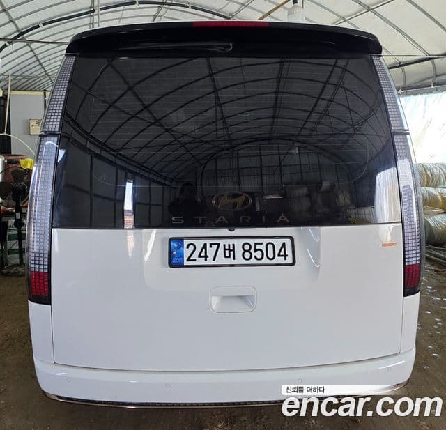 Hyundai Staria Inspiration, 2025 2