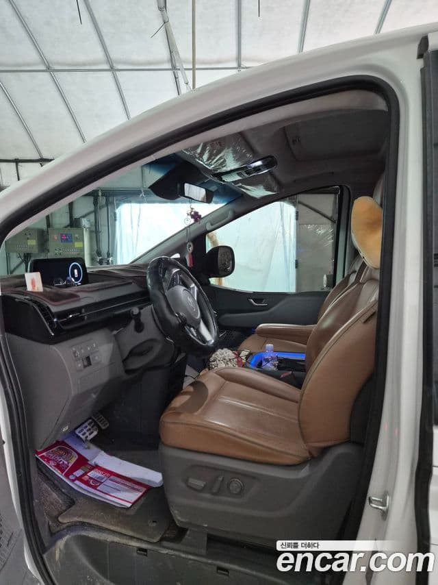 Hyundai Staria Inspiration, 2025 9