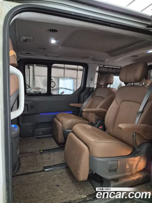 Hyundai Staria Inspiration, 2025 14