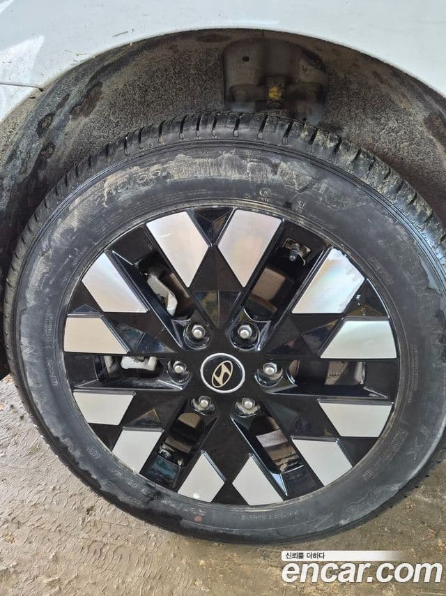 Hyundai Staria Inspiration, 2025 17