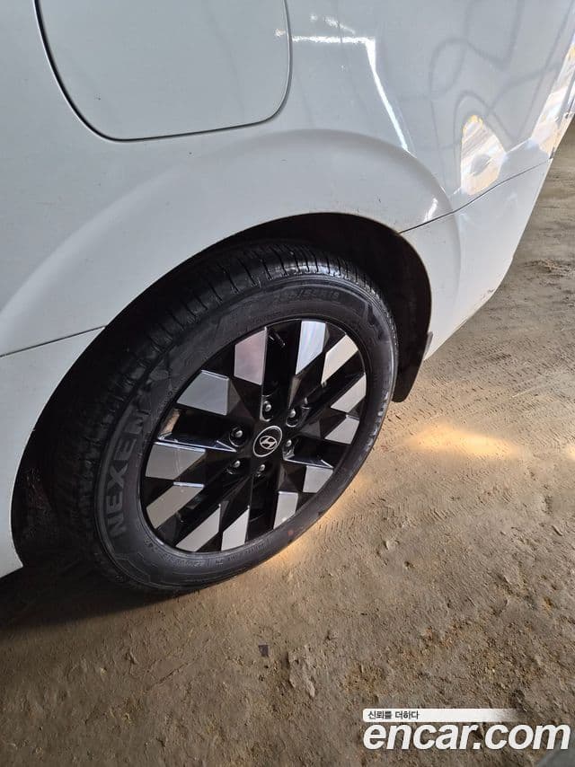 Hyundai Staria Inspiration, 2025 18