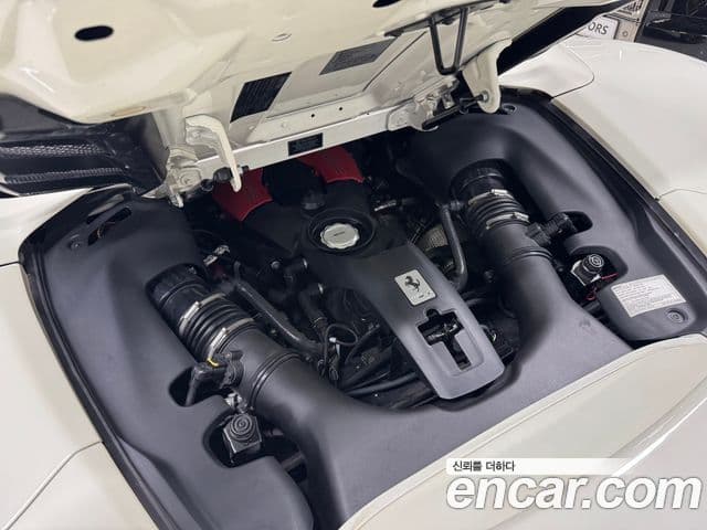 Ferrari 488 스파이더, 2019 все фото