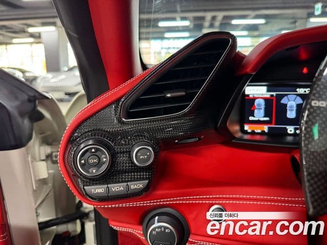 Ferrari 488 스파이더, 2019 9