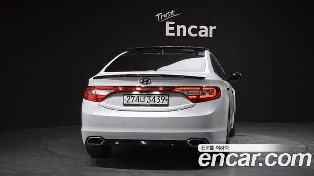 Hyundai Grandeur HG Premium, 2015 4