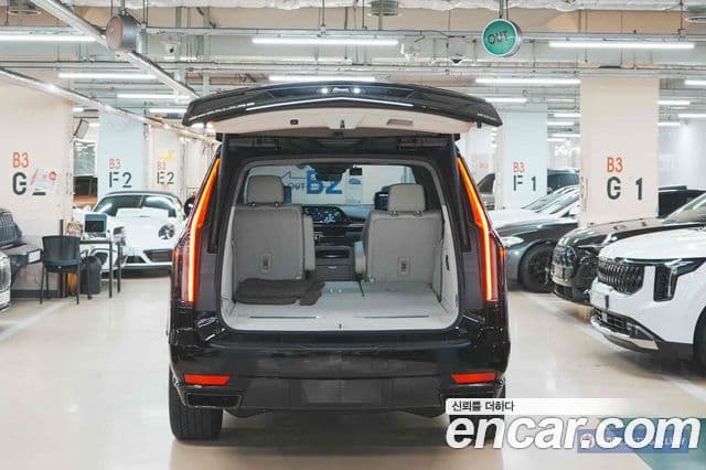 Cadillac Escalade 5세대 Sport Platinum, 2023 4