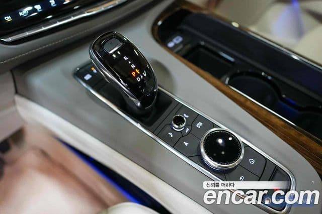 Cadillac Escalade 5세대 Sport Platinum, 2023 13