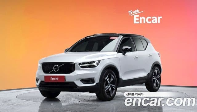 Volvo XC40 B4 R-Design, 2021 1