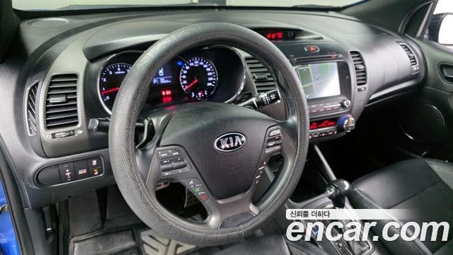 Kia K3 купе Prestige, 2014 13