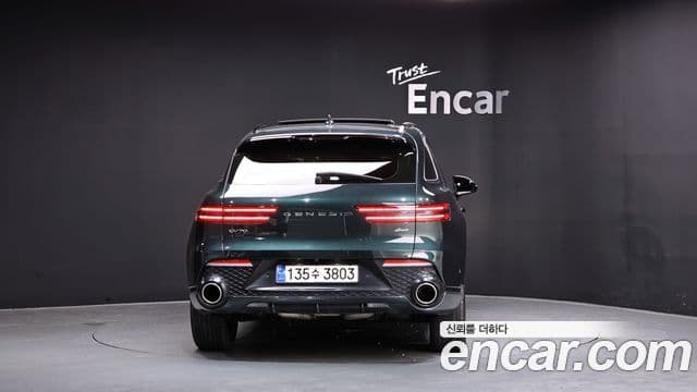 Genesis GV70, 2022 4