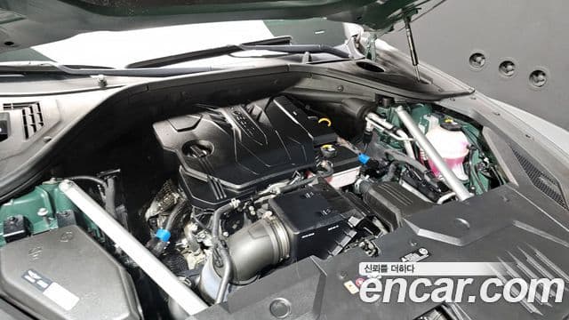 Genesis GV70, 2022 6