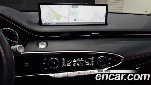 Genesis GV70, 2022 14