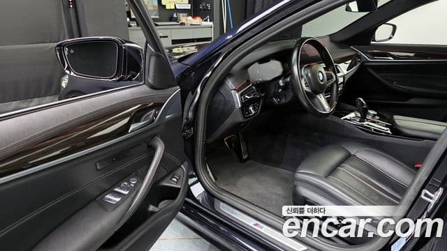 BMW 5시리즈 (G30) 520i M Sport, 2022 10