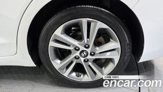 Hyundai Avante AD 1.6 GDI Value Plus, 2018 все фото