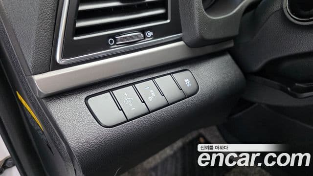 Hyundai Avante AD 1.6 GDI Value Plus, 2018 13