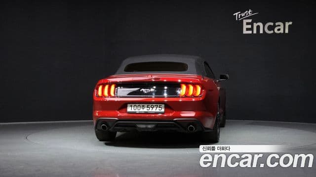 Ford Mustang кабриолет, 2020 4