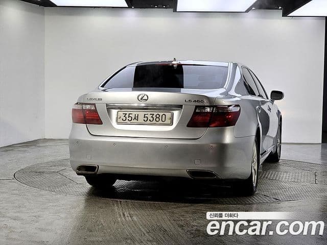 Lexus LS460L XF40, 2007 3