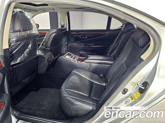 Lexus LS460L XF40, 2007 9