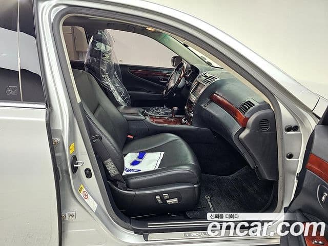 Lexus LS460L XF40, 2007 11