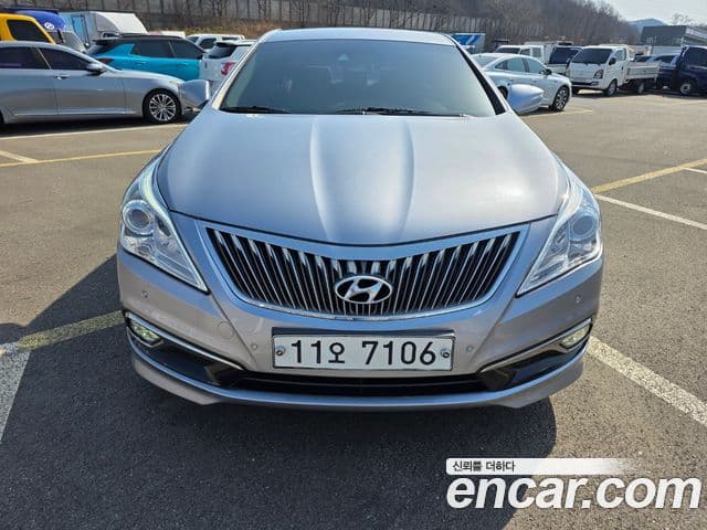 Hyundai Grandeur HG Premium, 2015 1