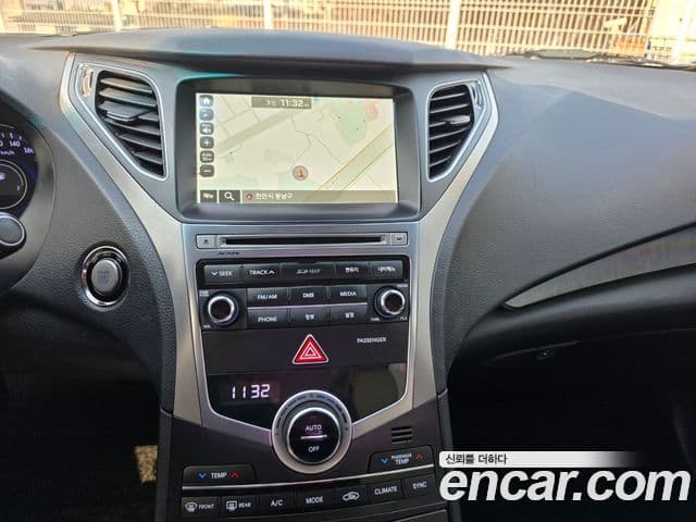 Hyundai Grandeur HG Premium, 2015 8