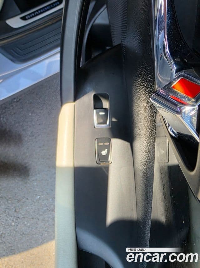 Hyundai Grandeur HG Premium, 2015 20