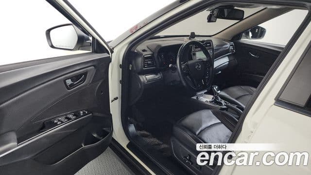 KG모빌리티(SsangYong) Tivoli Air 1.5 A3 2WD, 2021 10